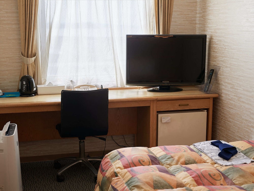 Gamagori Hotel 46/56