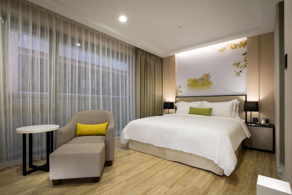 Hua Hotel 36/67