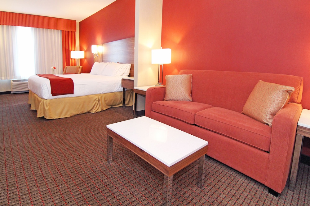 Holiday Inn Express And Suites Calgary Nw University Area 43/73