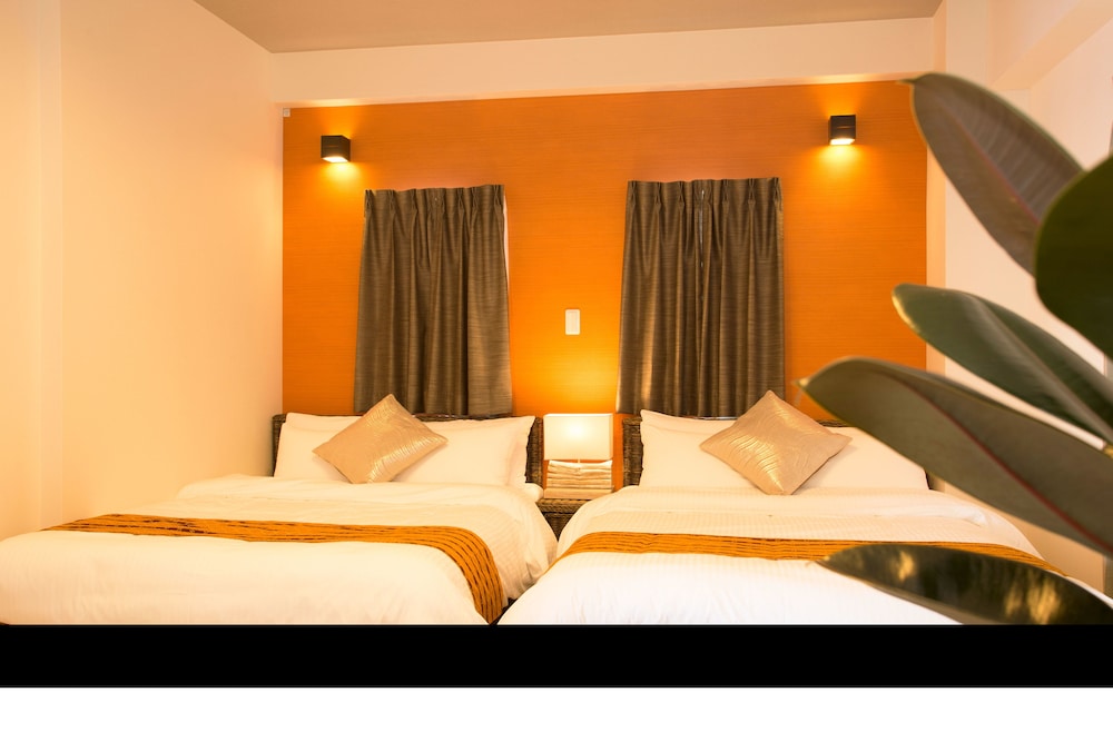 Costa Bella Condominiun Resort 5/50