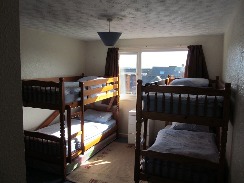 Breakers Lodge - Hostel 45/65