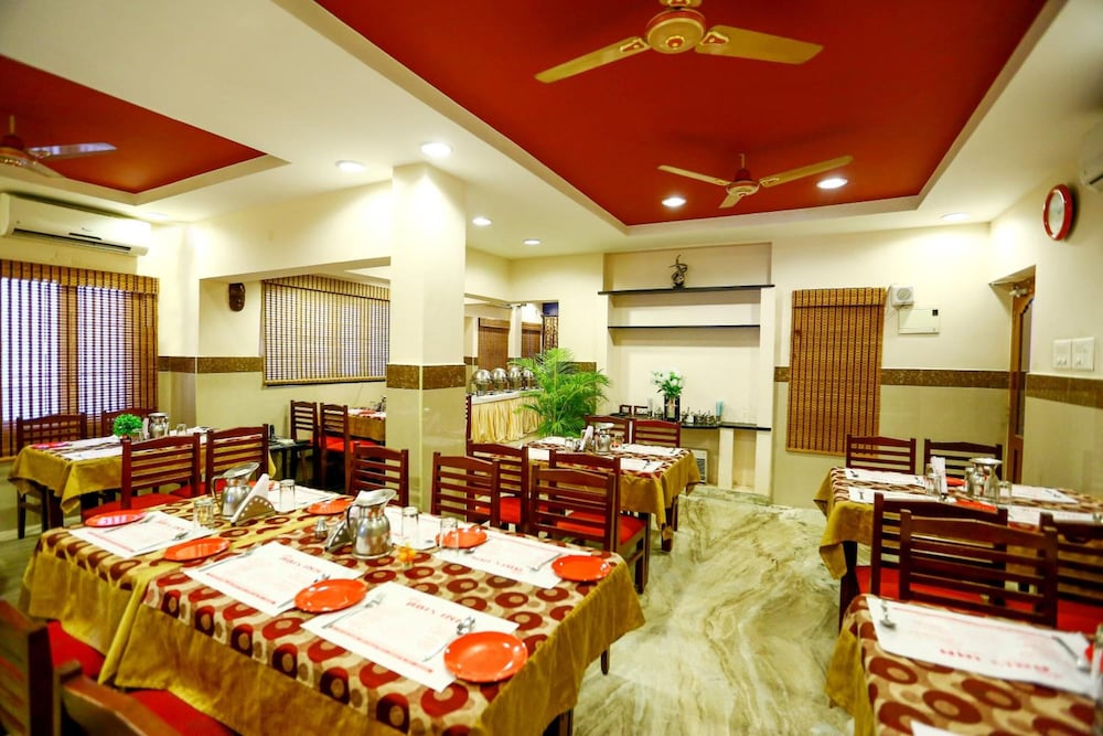 Hotel Abi's Inn 12/34