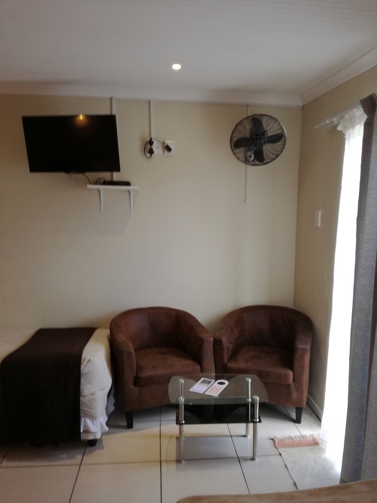 Framesby Guesthouse 17/36