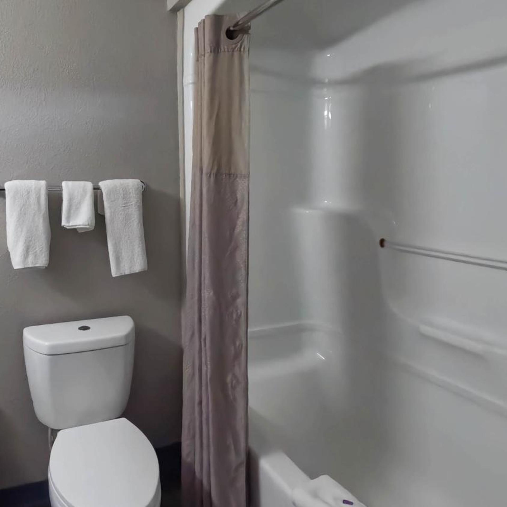 غرفة ديلوكس رباعية، Studio6 Brownsville, TX 6/9