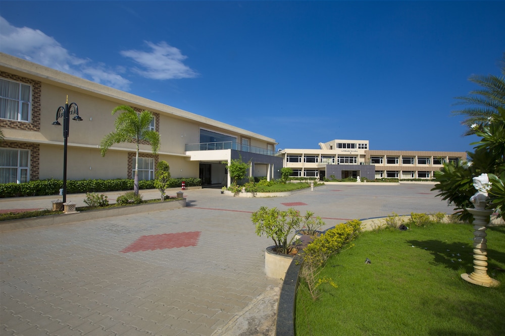 Landmark Pallava Beach Resort Mahabalipuram Chen 30/32