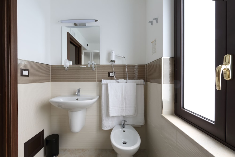 Hotel Villa Astoria 32/33