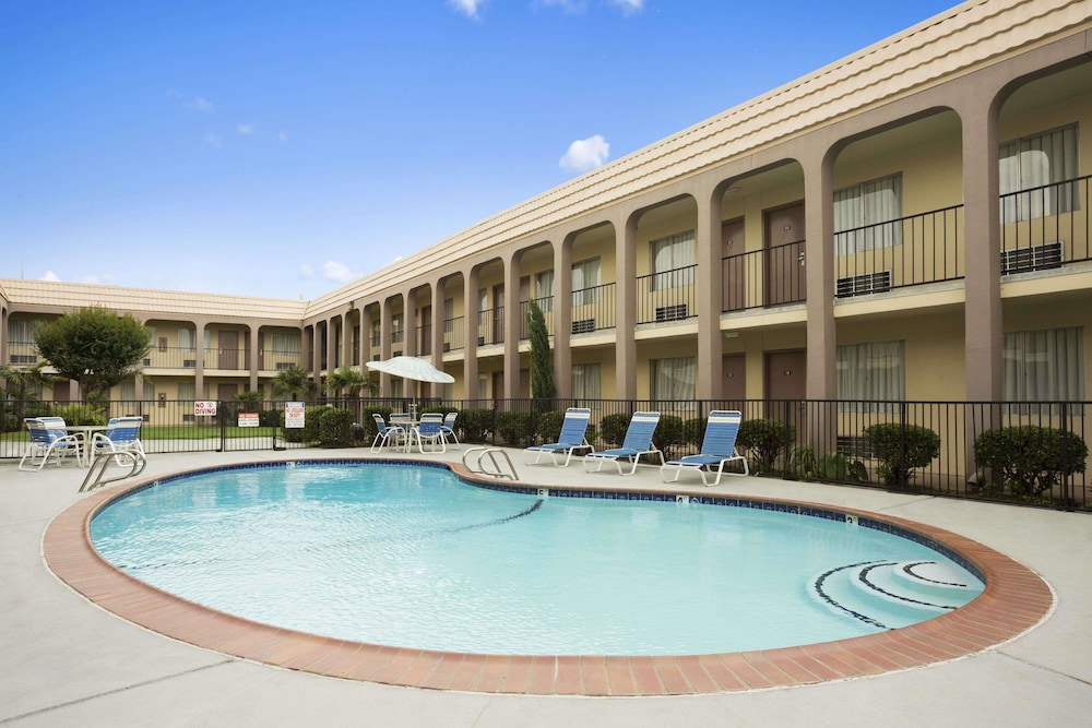 Days Inn By Wyndham Dallas Irving 1/13