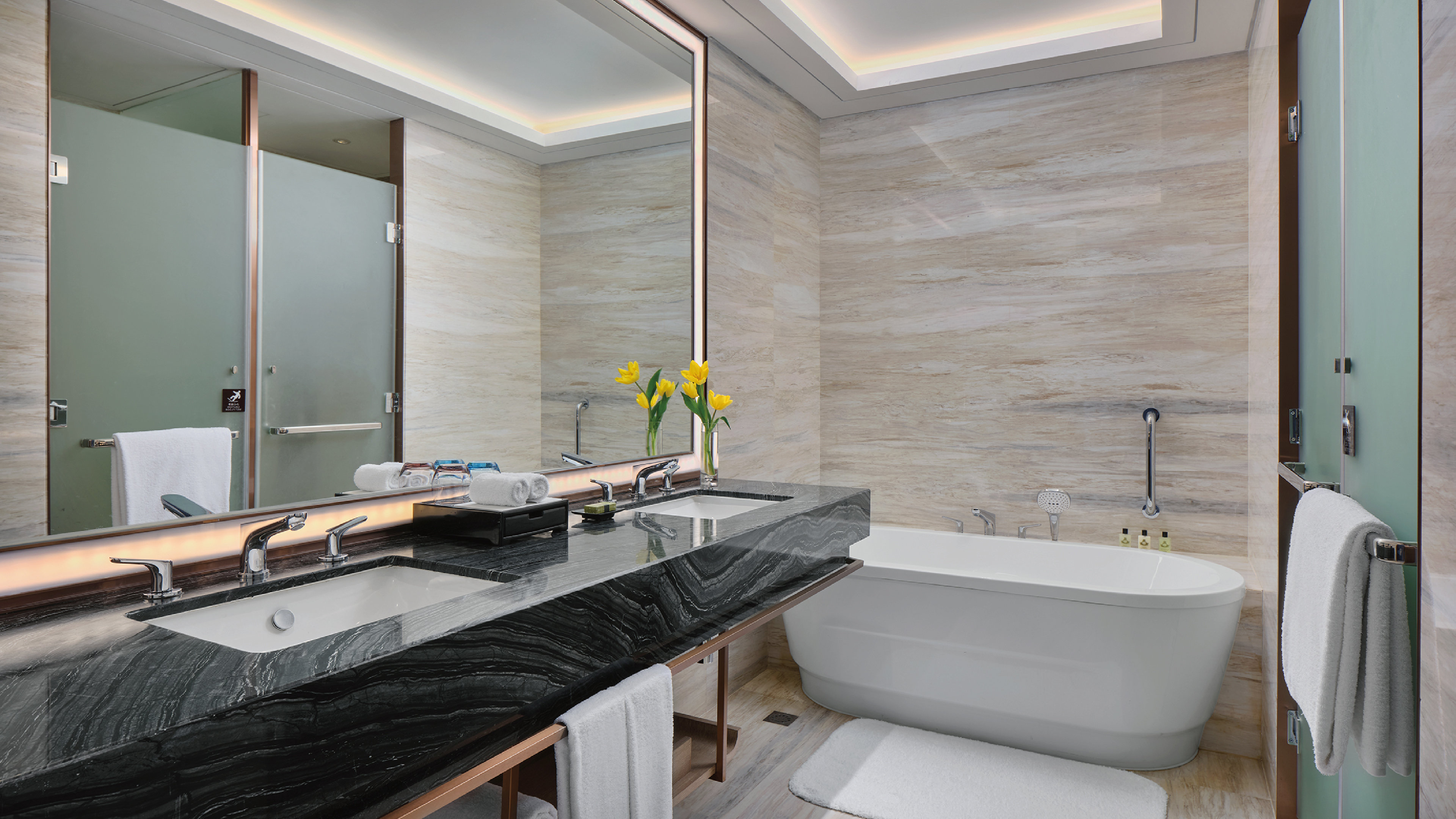 Intercontinental Hotels Xiamen 35/36