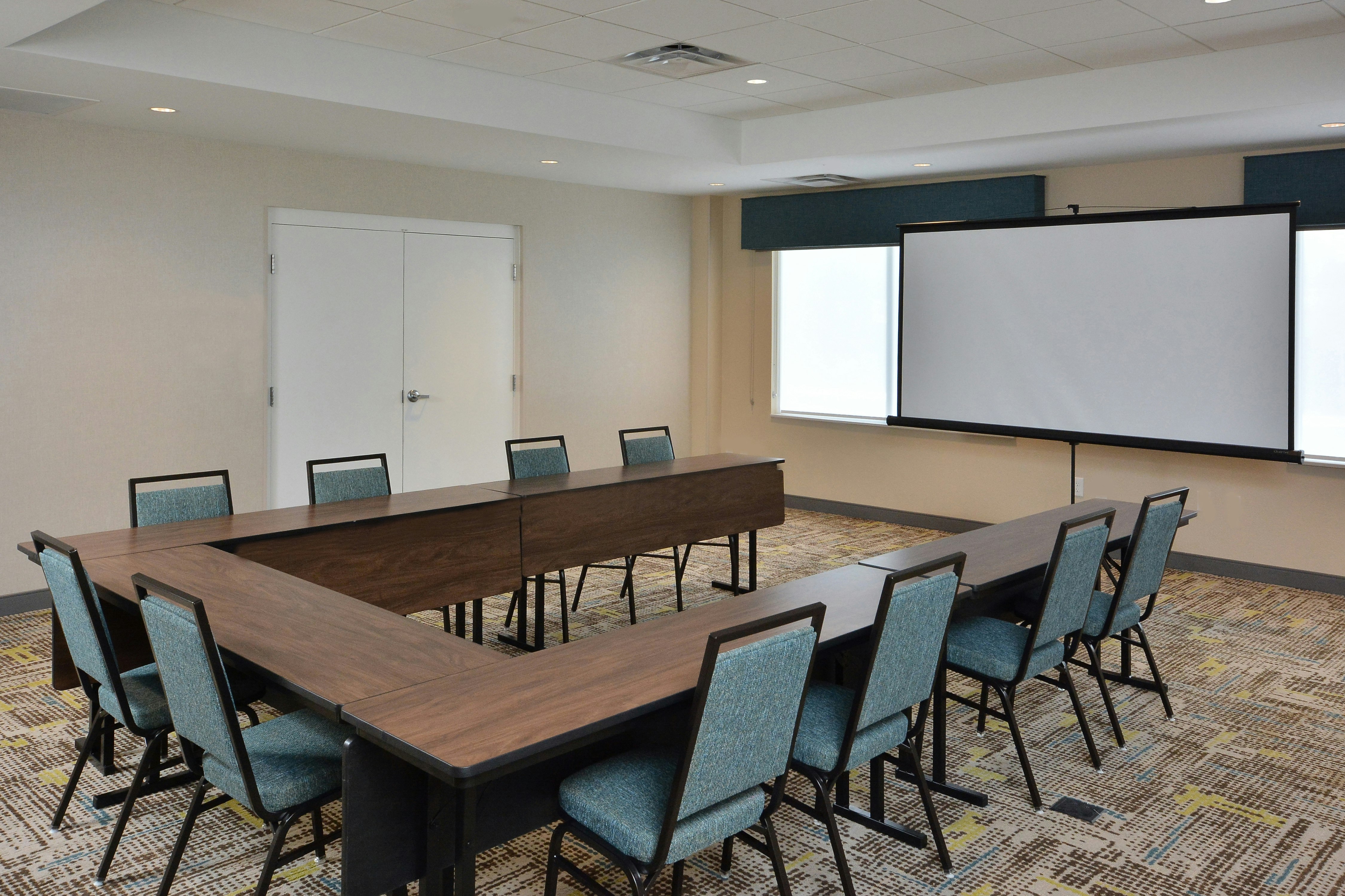 Hampton Inn and Suites Charlotte North I 485 19/22