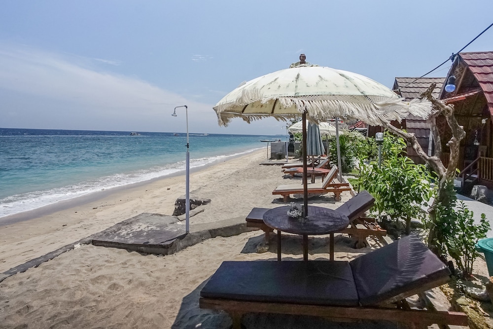 Road Beach Villa 42/53