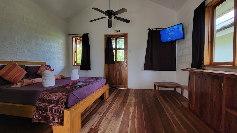 Kawayan Holiday Resort 6/50