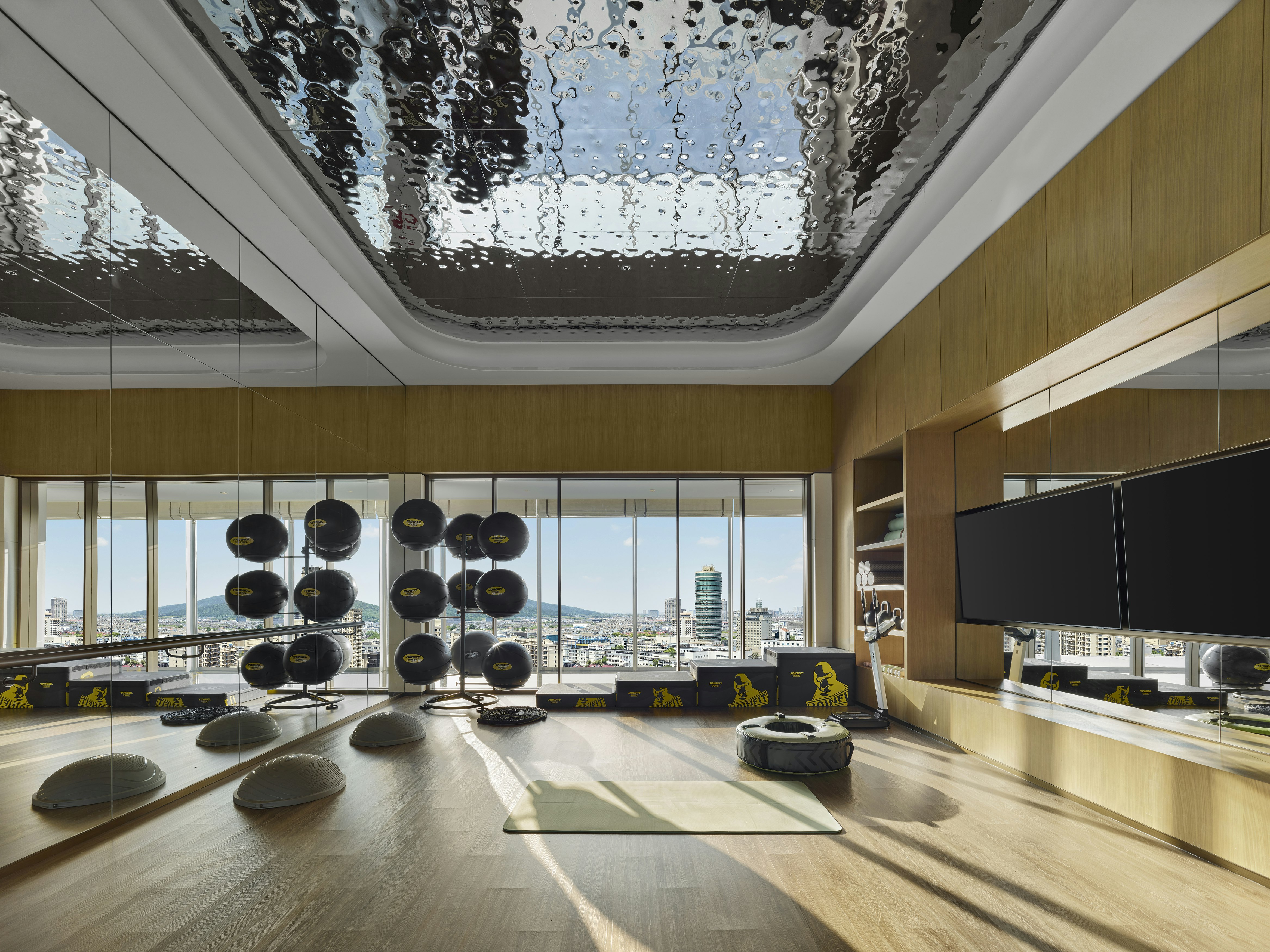 Hilton Changshu 26/62