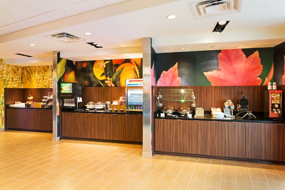 Fairfield Inn And Suites By Marriott Johnson City 7/36