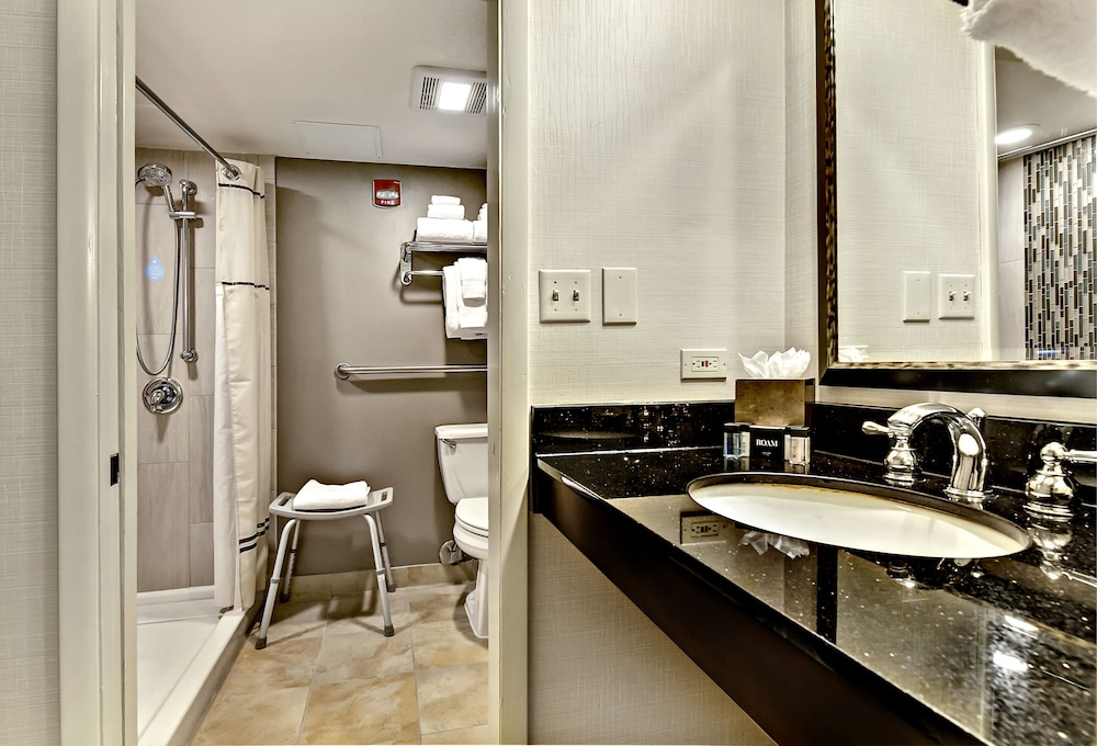 Hotel 43 13/60