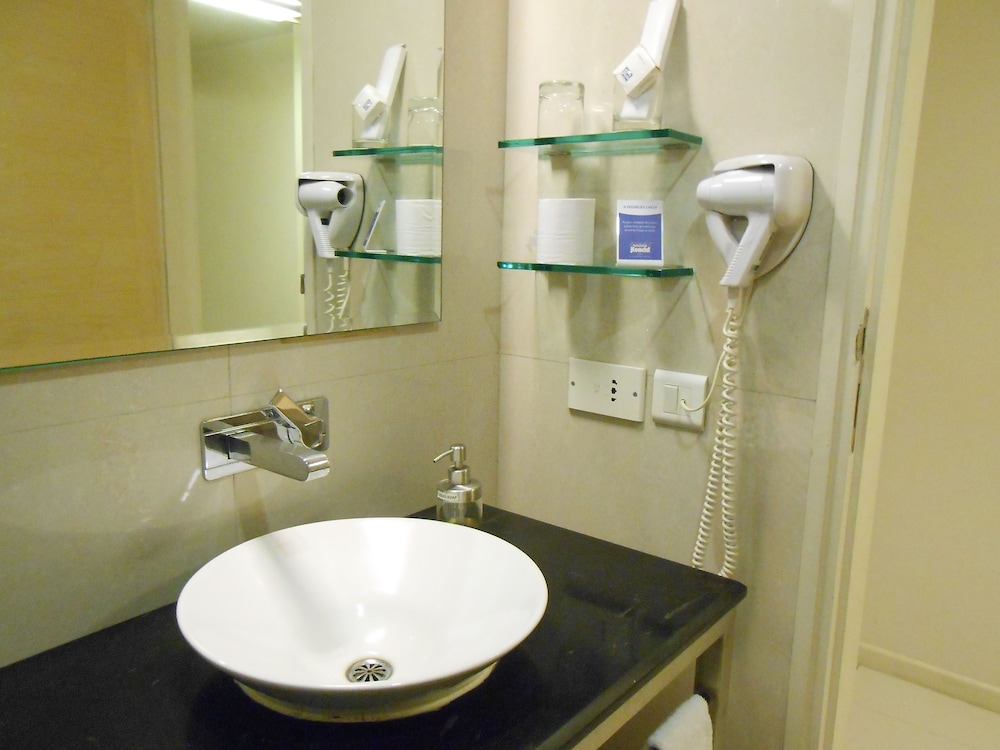 Lemon Tree Hotel Chinchwad Pune 12/56