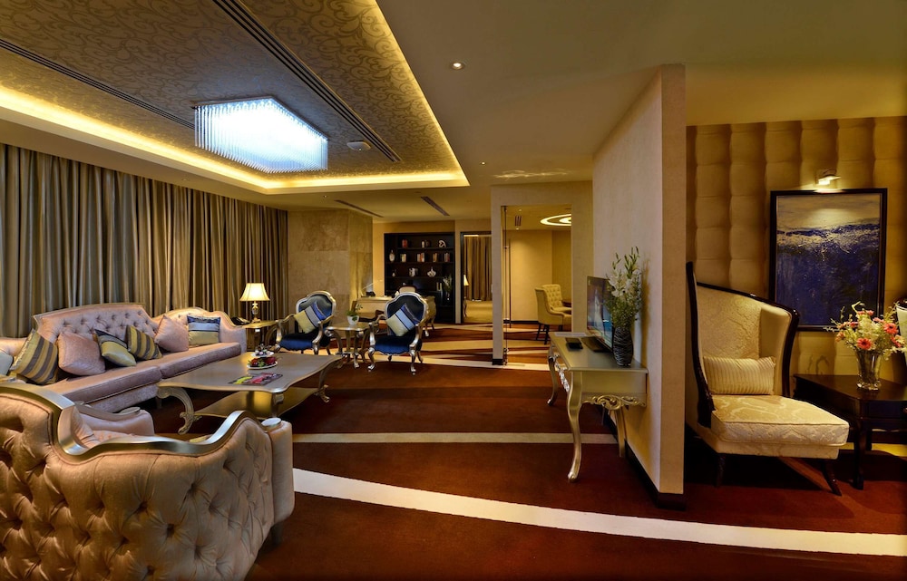Radisson Blu Chattogram Bay View 38/70