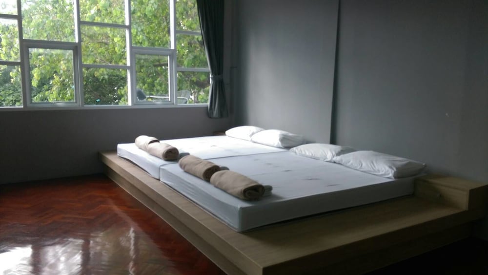 Inn Stations Hostel 13/49