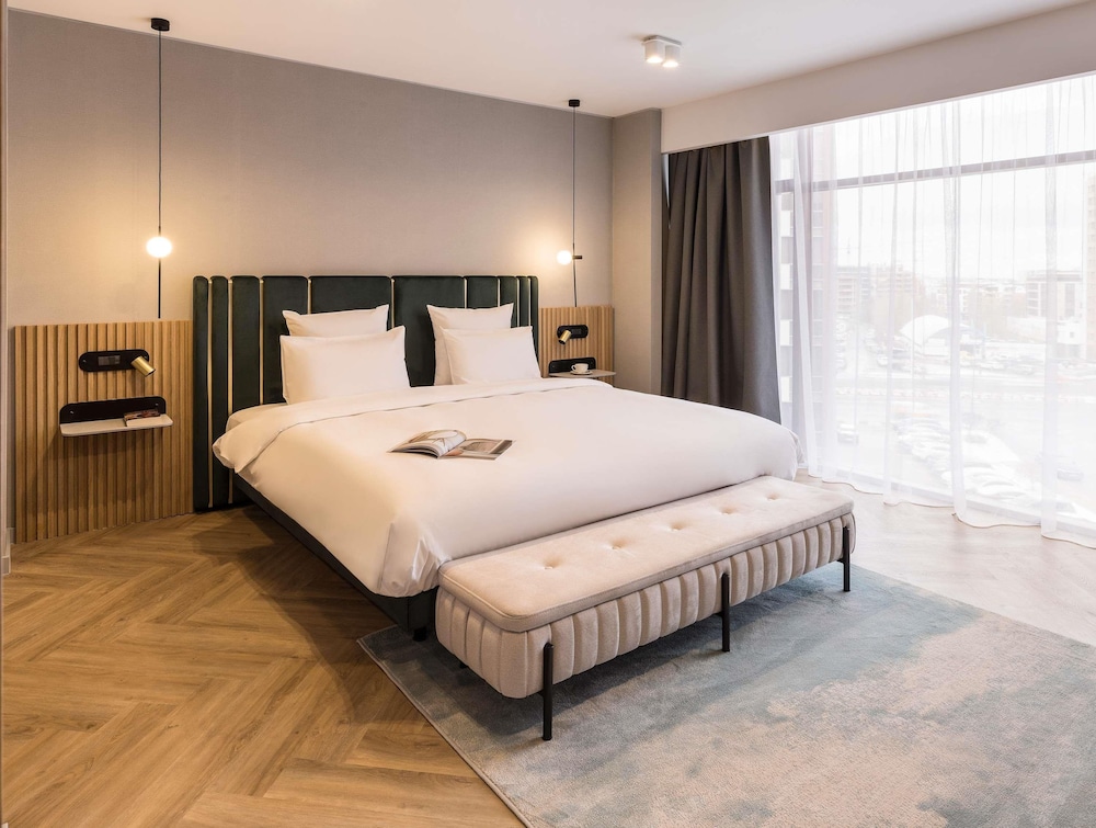 جناح جونيور بسرير كينج مع أريكة، Mercure Sofia City 3/8