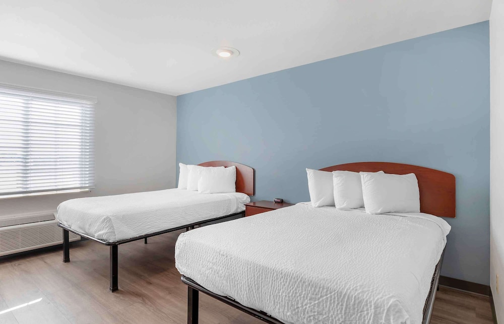 STUDIO, 2 DOUBLE BEDS