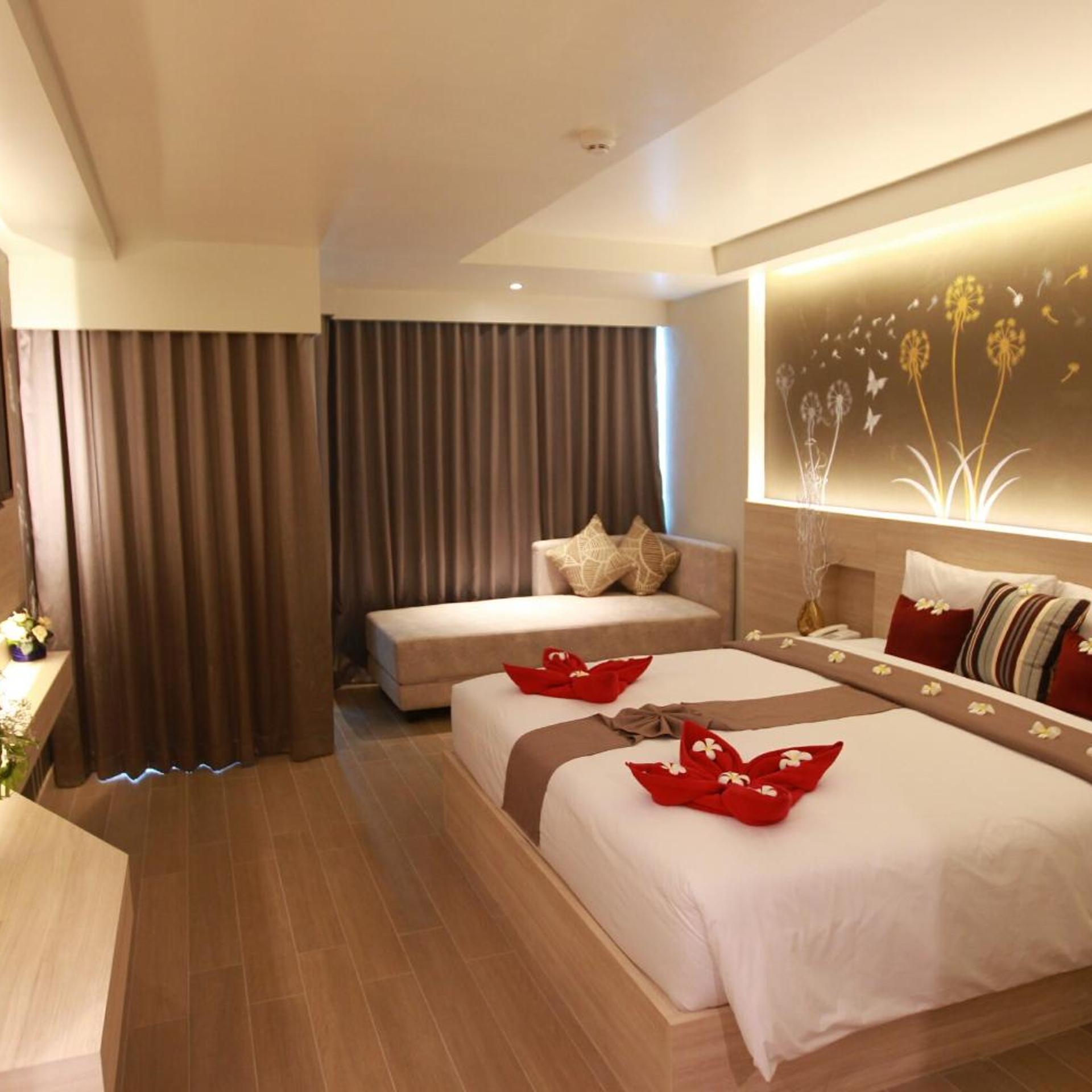 Deluxe, Twin Beds