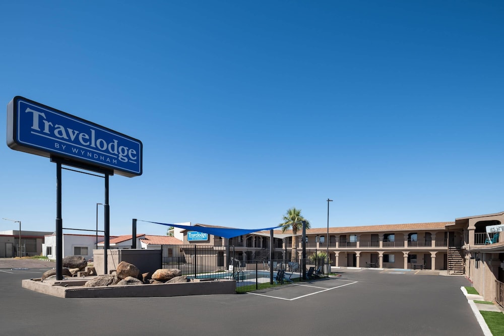 Travelodge by Wyndham Parker 57/67