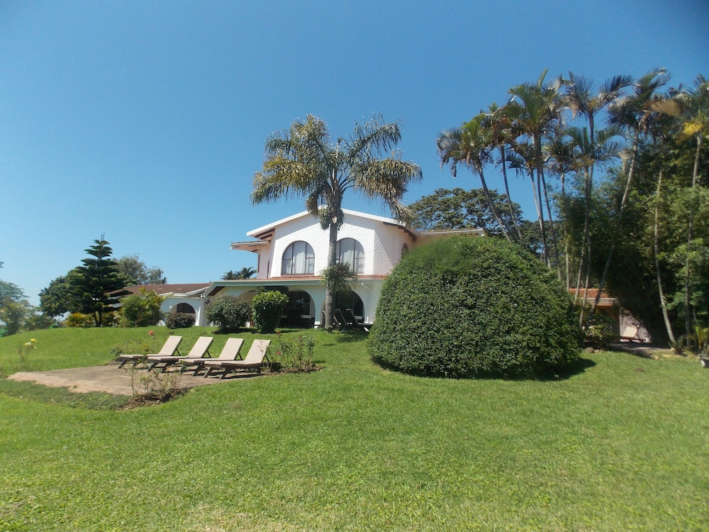 Bizafrika Guest Lodge &amp; Conference Center 37/50