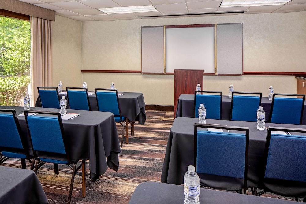 Hampton Inn & Suites Atlanta/Duluth/Gwinnett County 42/44