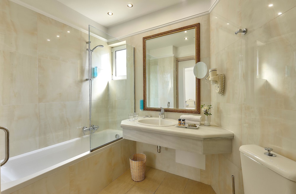 Alexander Beach Hotel & Village Resort 49/49
