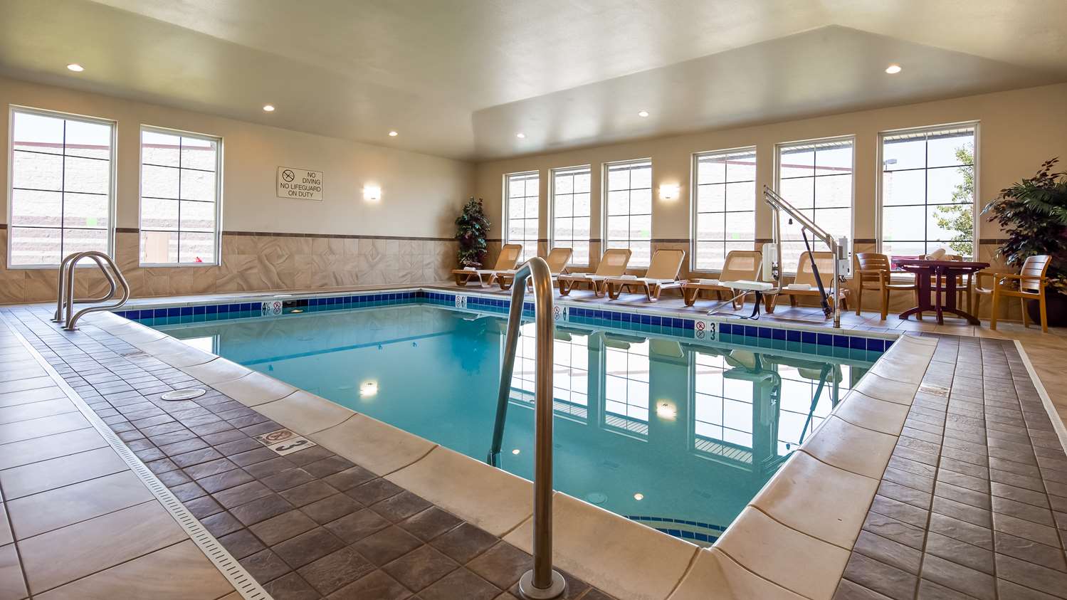Best Western Shelby Inn Suites 8/26