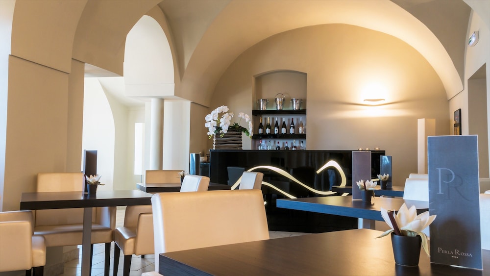 Hotel Perla Rossa 53/75