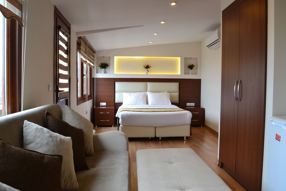 Seven Days Hotel 22/60
