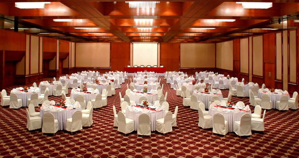 Pan Pacific Sonargaon Dhaka 60/72