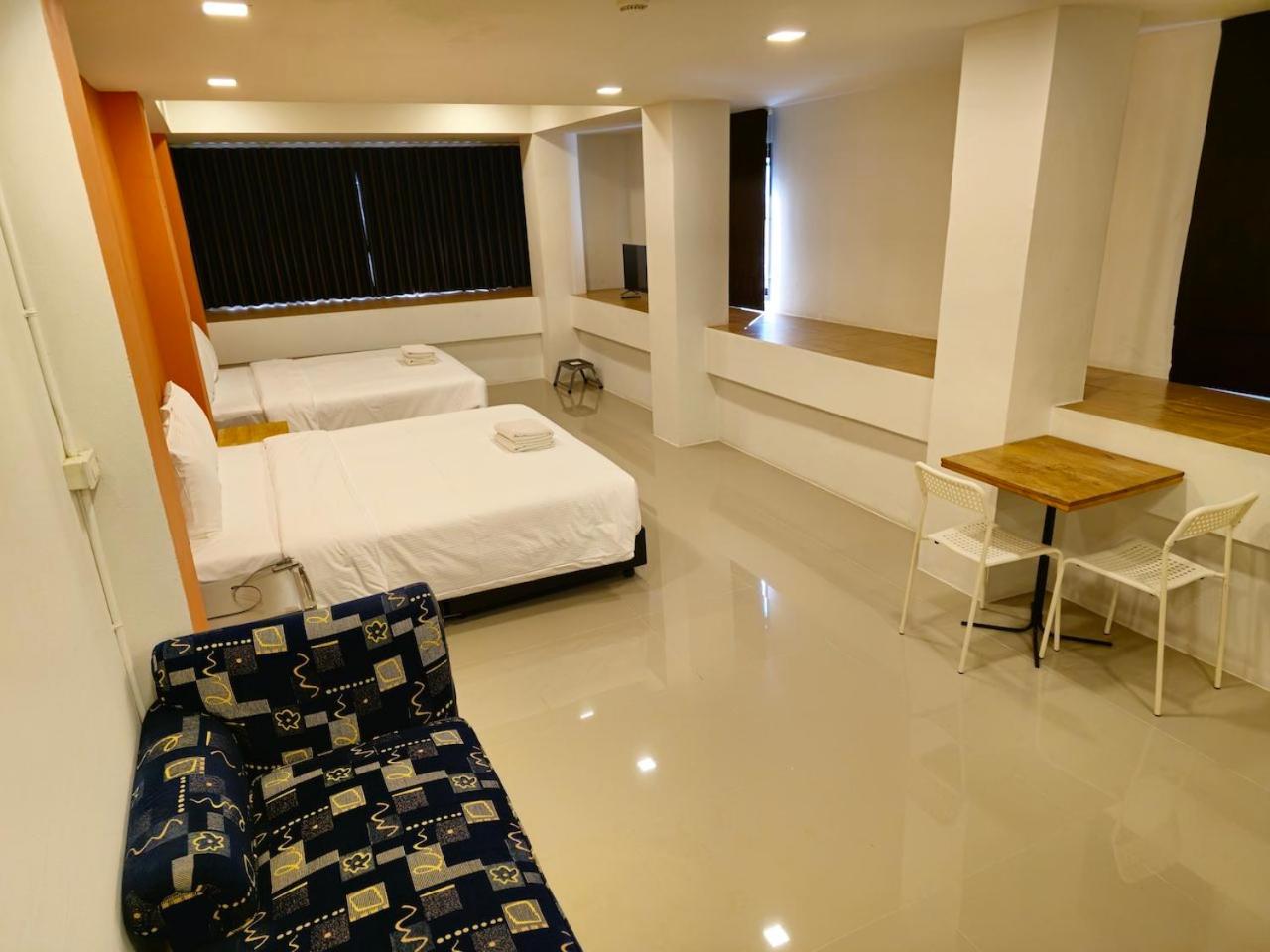Superior, Quadruple, 2 King Beds, Building 2