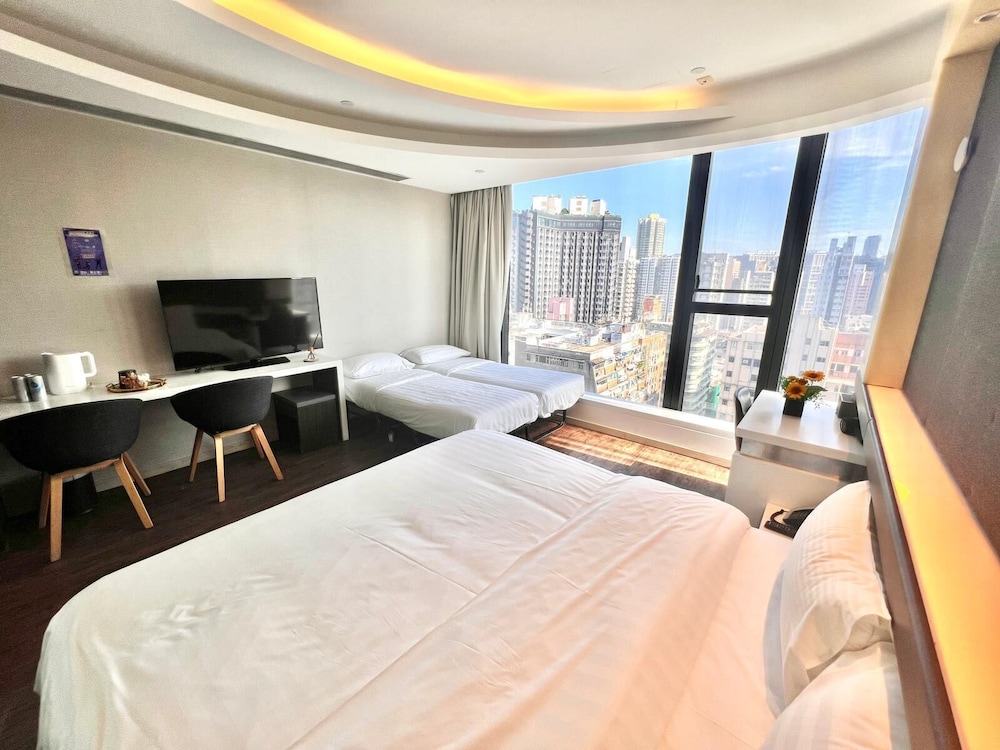 Epoch Hotel 22/34