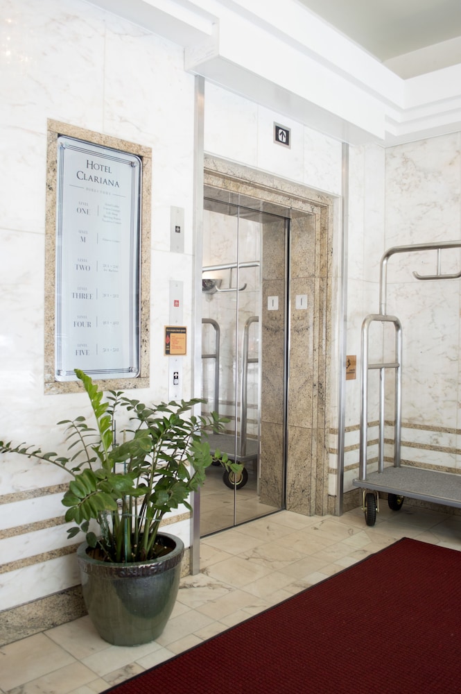 Hotel Clariana 37/43