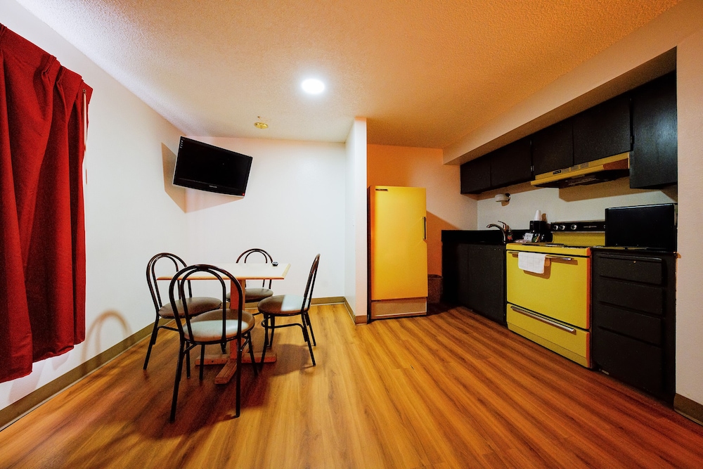 Hermiston Inn & Suites 30/50