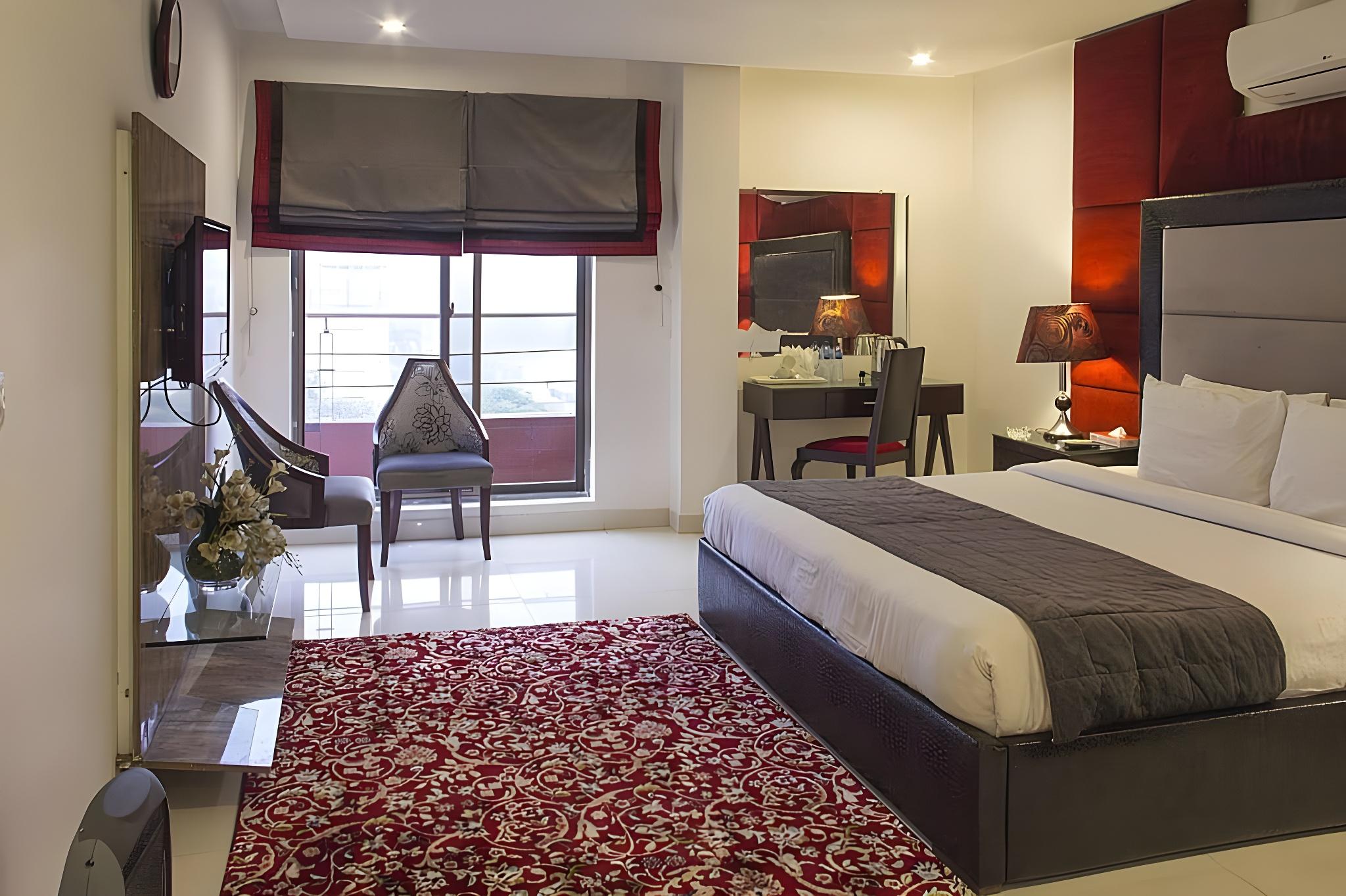 Maisonette Hotels Resorts Lahore 7/28