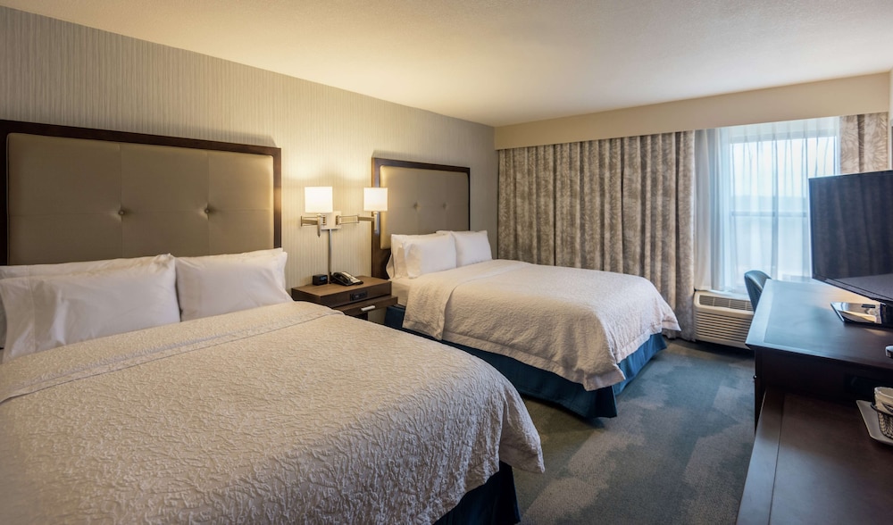 Hampton Inn & Suites Jackson Downtown-Coliseum 23/76