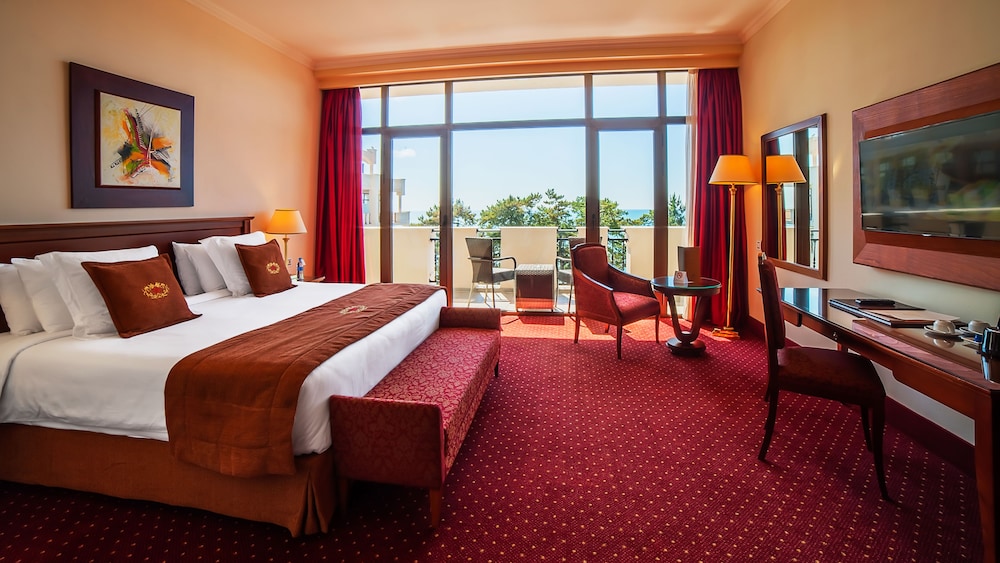 Deluxe, King Bed, Sea View