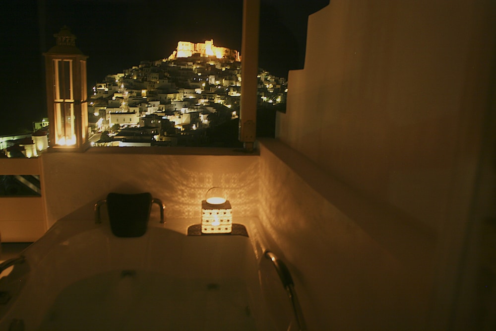 Anatoli Luxury Studios & Suites 3/50