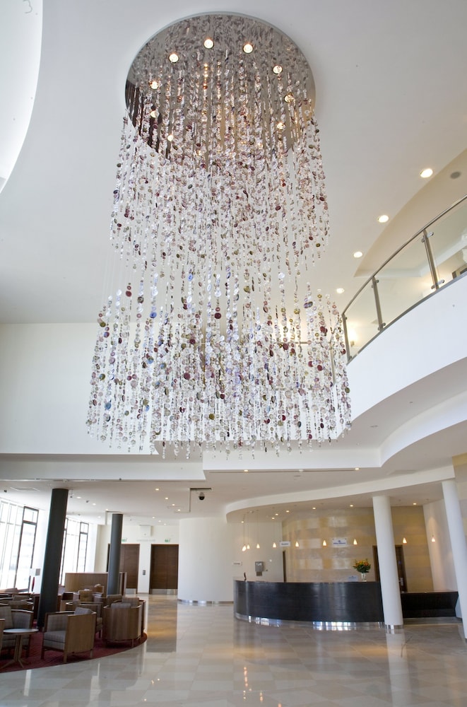 Hilton Reading Hotel 46/55