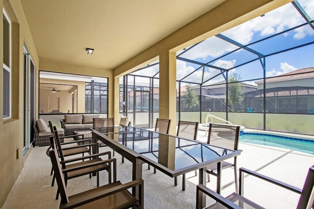 Solterra Resort 65/65
