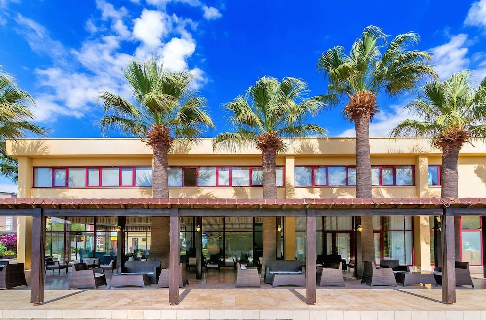 Grand Sahin s Gumuldur Resort in MENDERES