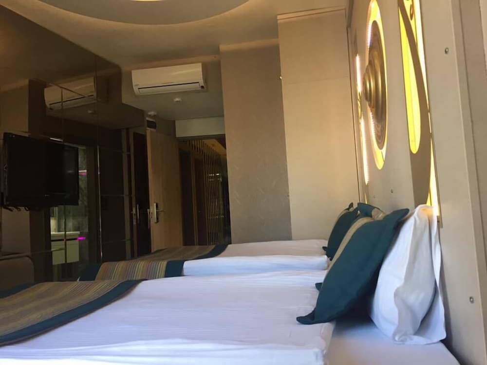 Nun Otel 22/50