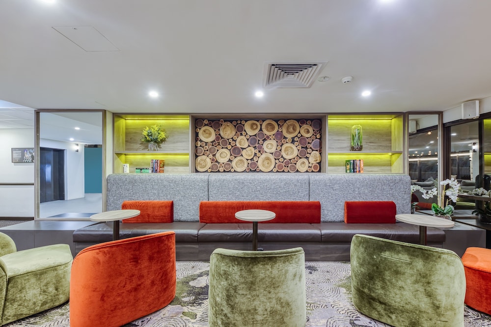 Mercure Penrith 6/69