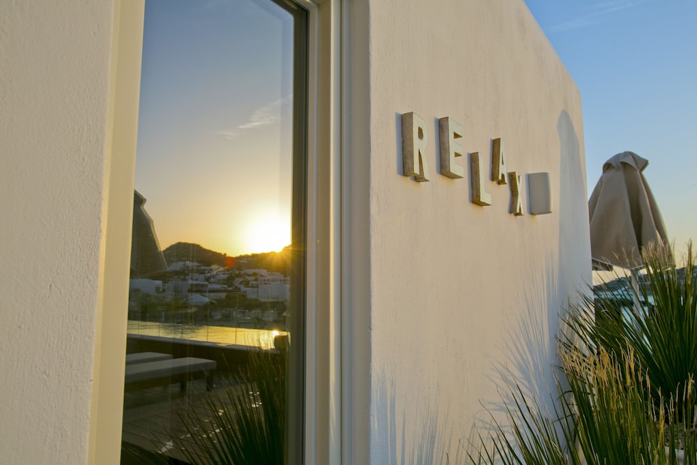 Thalassa Boutique Hotel 42/50