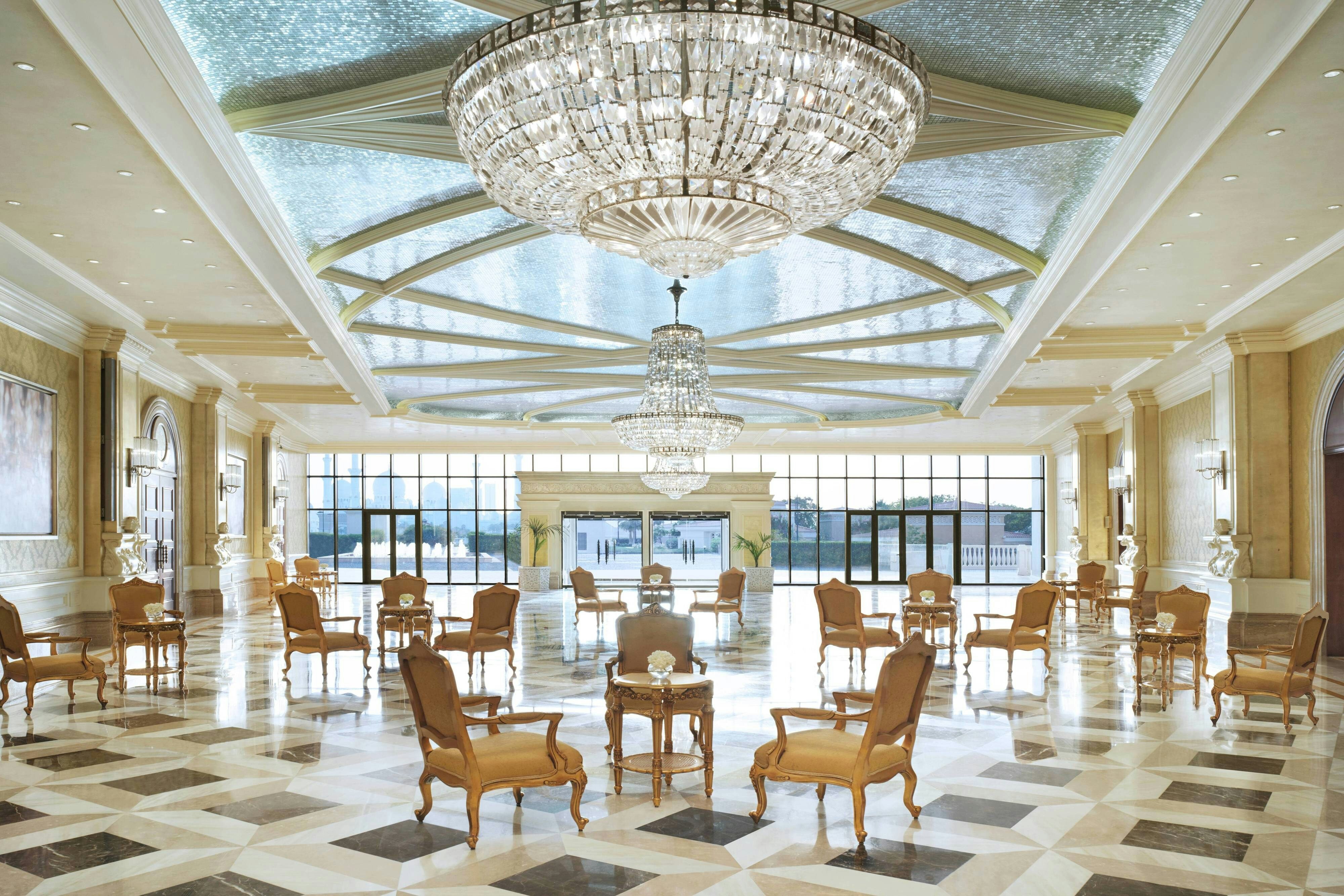 The Ritz Carlton Abu Dhabi Grand Canal 37/63