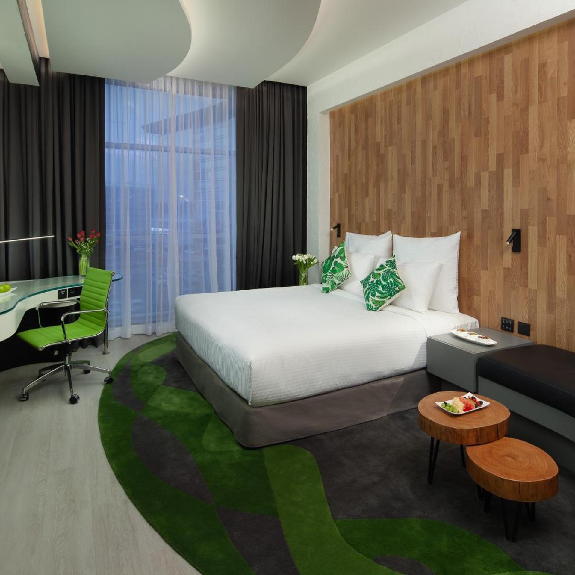 Sky, Deluxe, King Bed