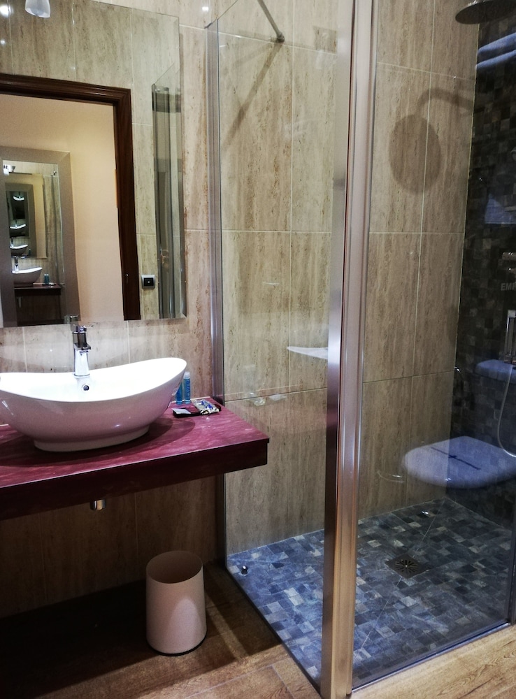 LB Lebrija Hotel & Terrace 22/65