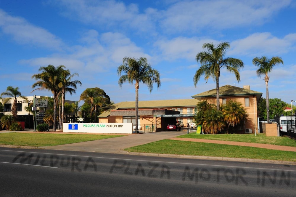 MILDURA PLAZA MOTOR INN 6/27
